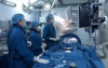 Các bác sĩ tiến hành can thiệp đặt stent cho bệnh nhân.