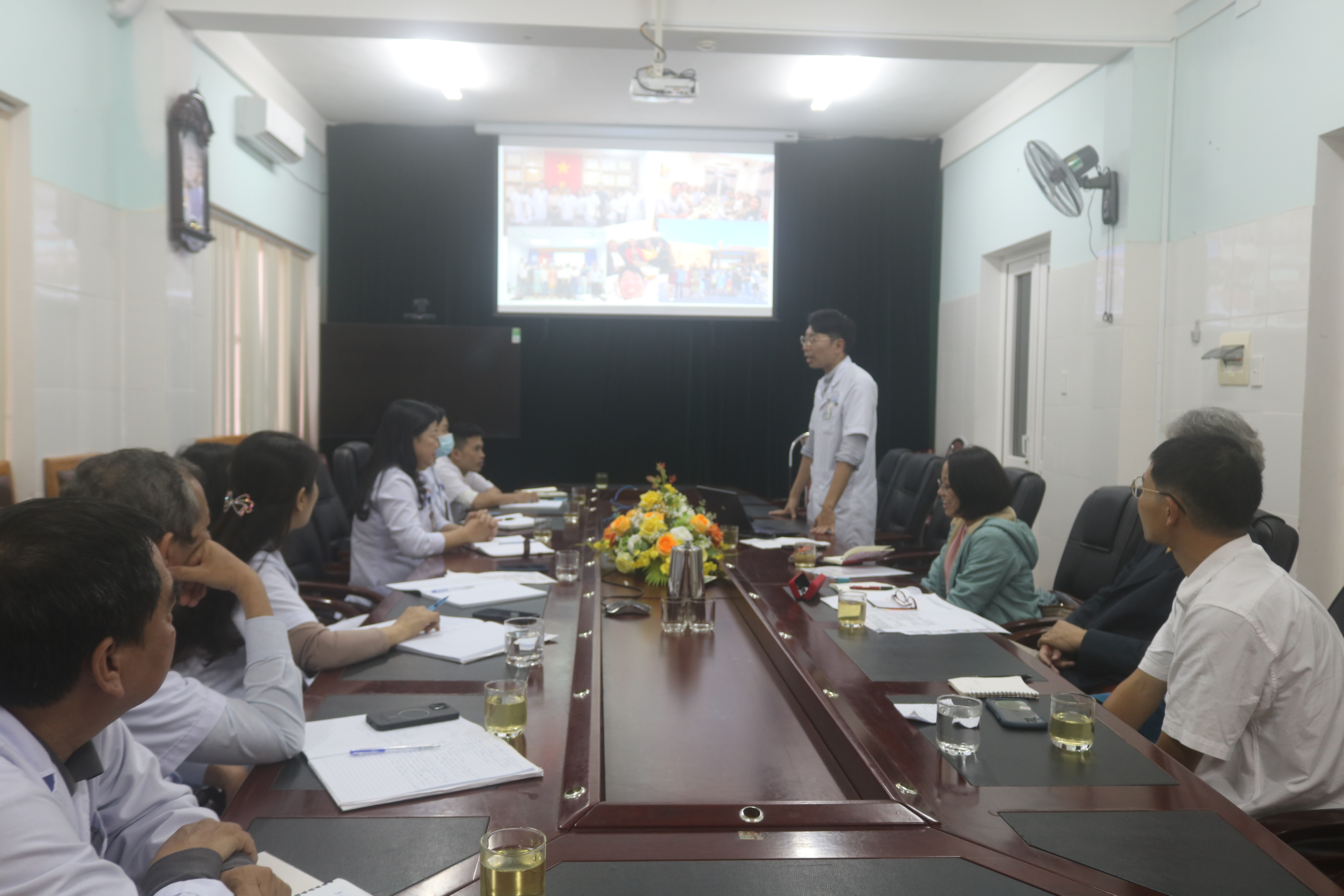 TNV Kawamura Hiroaki báo cáo kết quả hoạt động 02 năm (2021-2022)  tại BVĐK tỉnh Quảng Trị